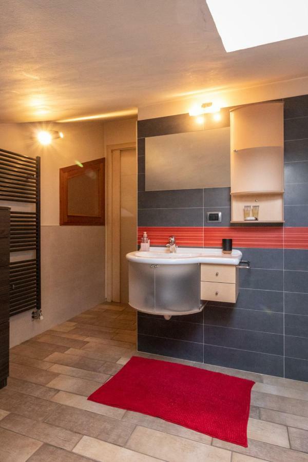 Casa Di Tia Leilighet Aosta Eksteriør bilde